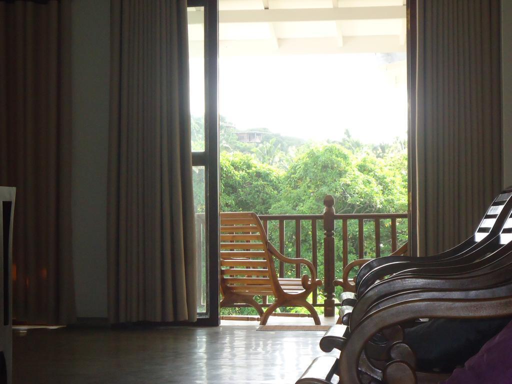 Santori Unawatuna Exterior photo