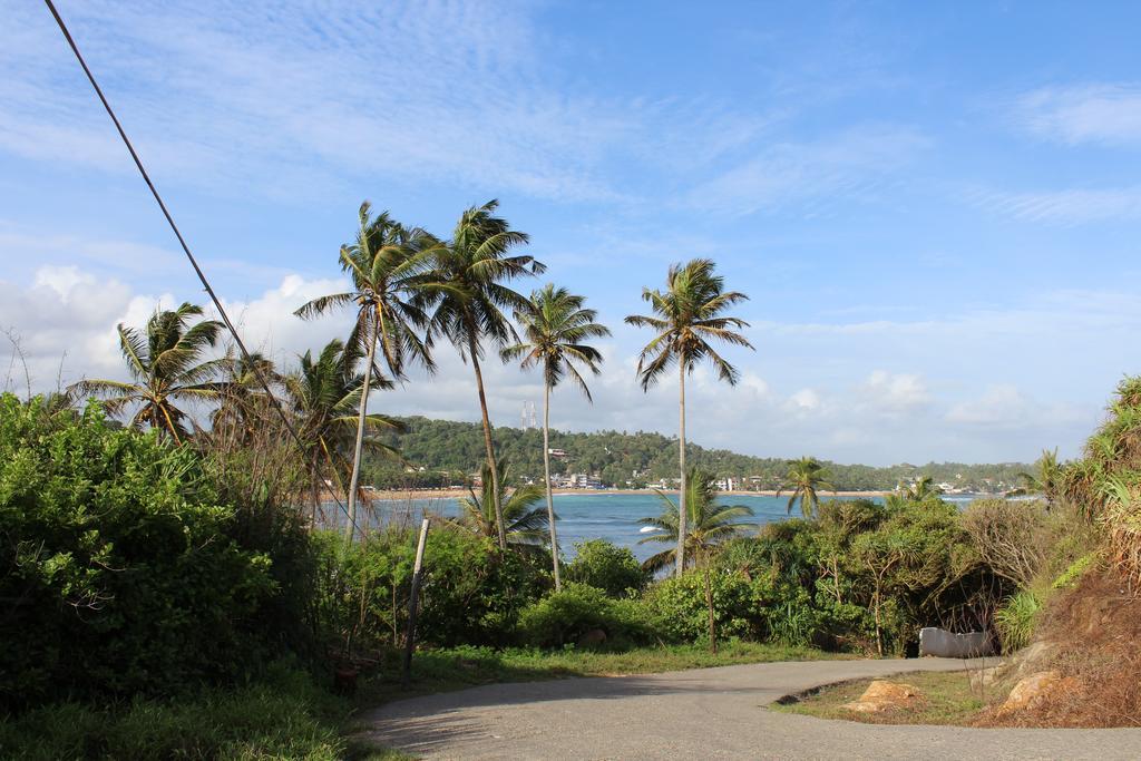 Santori Unawatuna Exterior photo